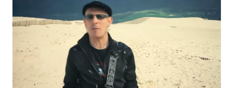 Macaco y Fito - Puerto Presente